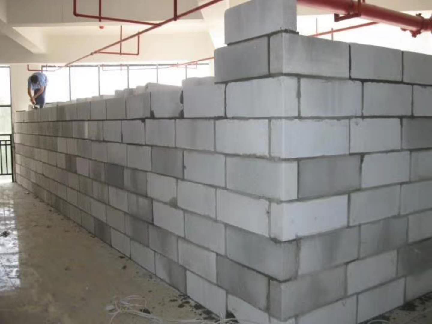 胶南蒸压加气混凝土砌块承重墙静力和抗震性能的研究